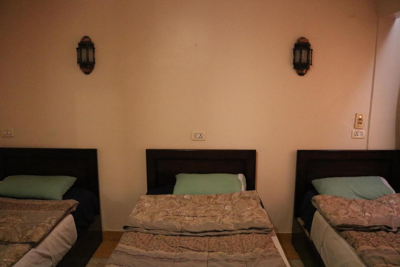 Wake Up! Hostel