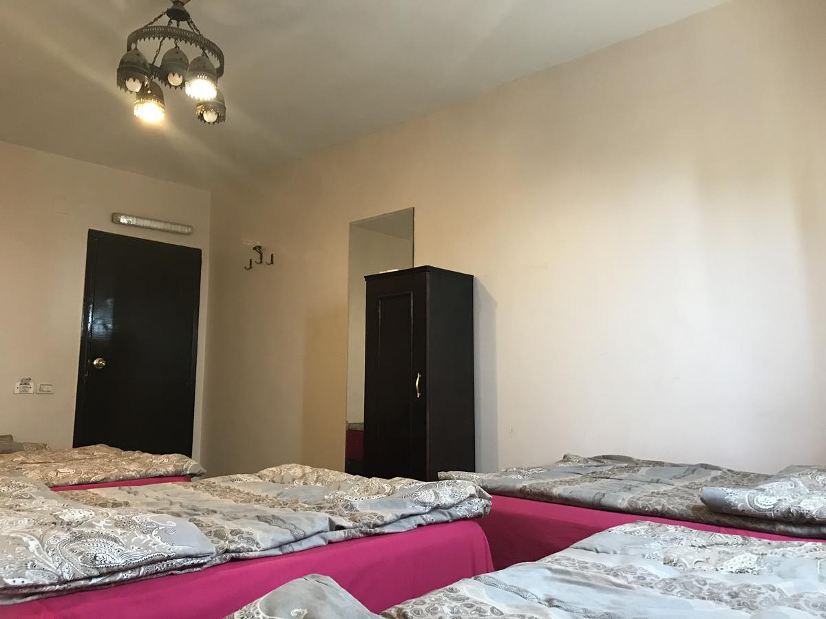 Wake Up! Hostel